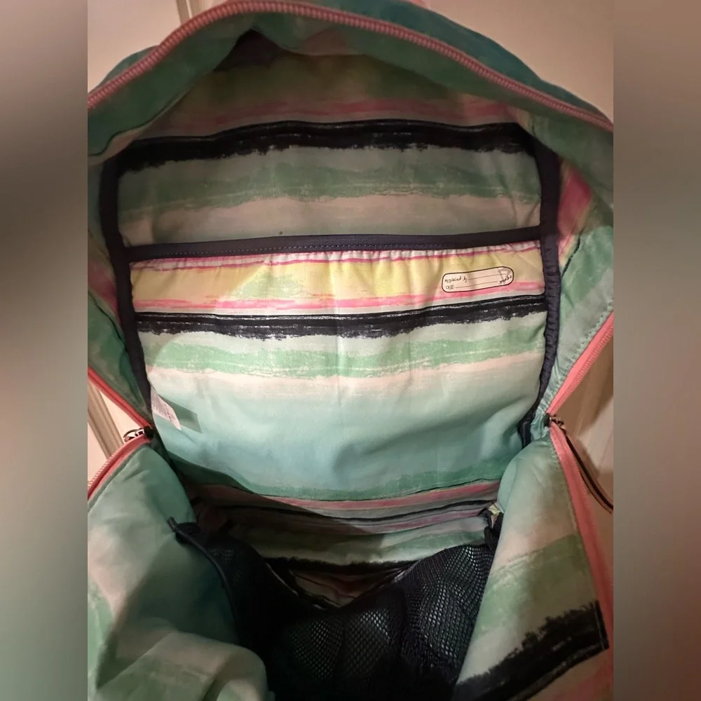 LULULEMON IVIVVA Girl’s Backback in Teal, Pink & Blue